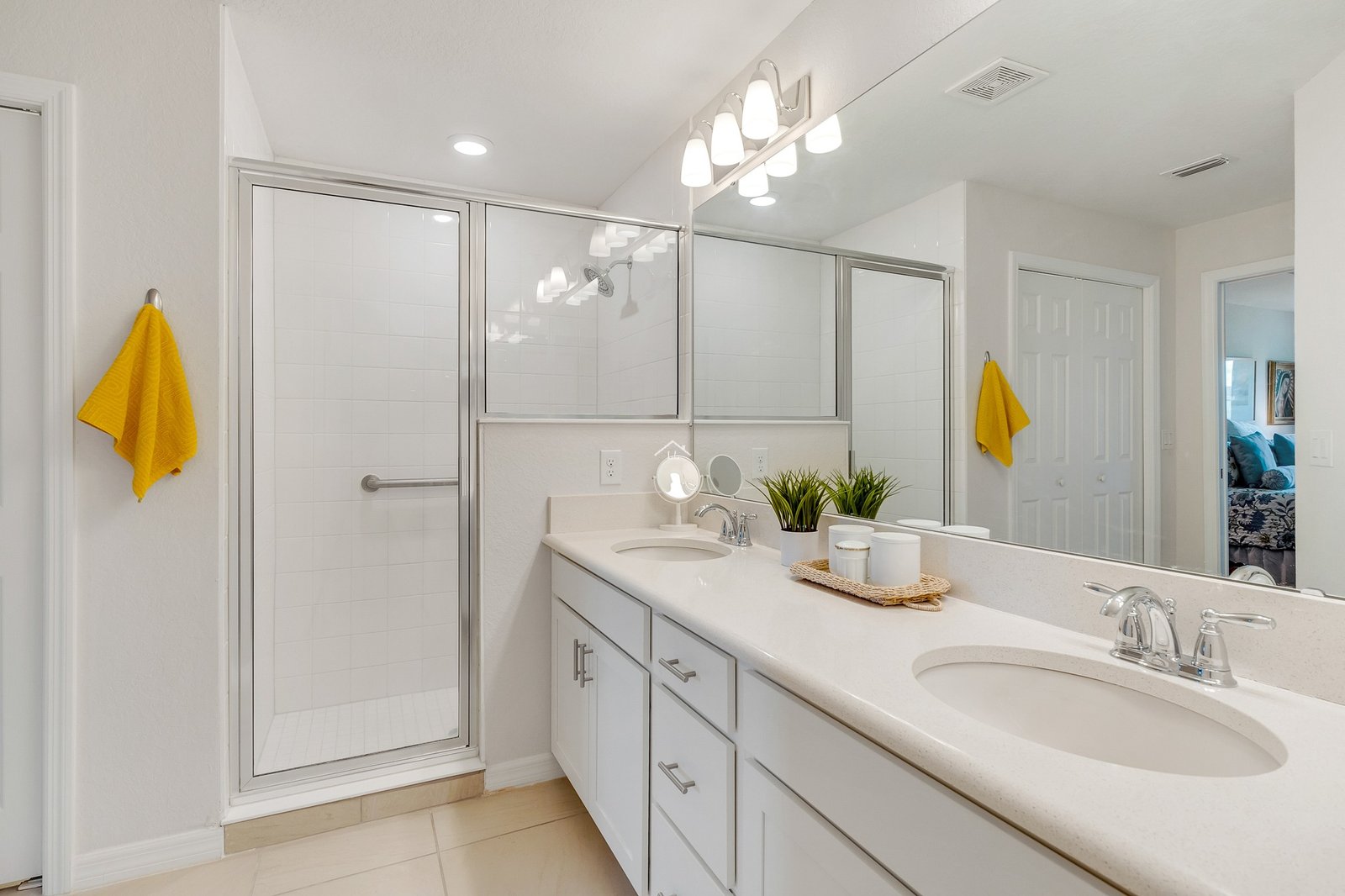 Casa en Venta en Saint Cloud, Orlando con Vista al Agua