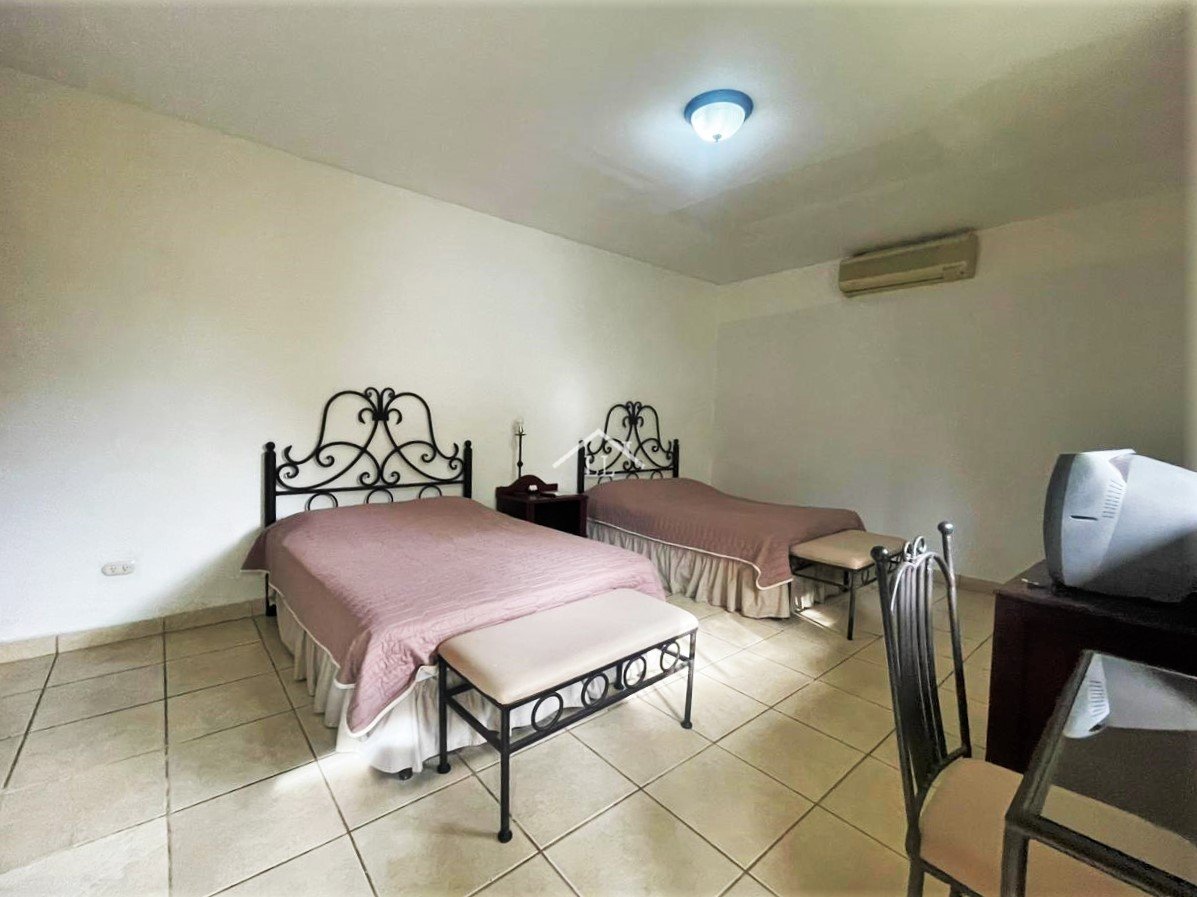 Hotel en Renta en Villa Fontana | 10 Habitaciones con Baño Privado | Zona Céntrica Managua