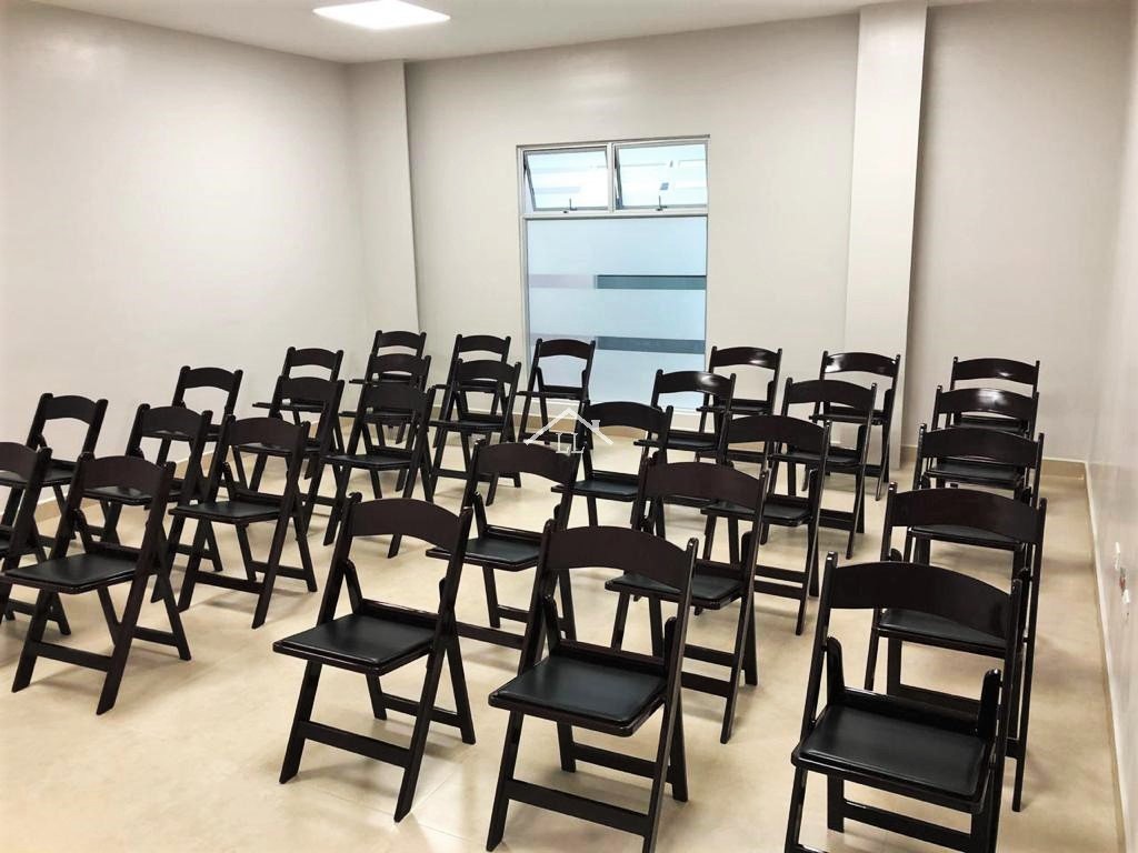 Se Rentan Oficinas Todo Incluido en Carretera Masaya con Internet, Luz, Recepción y Sala de Reuniones