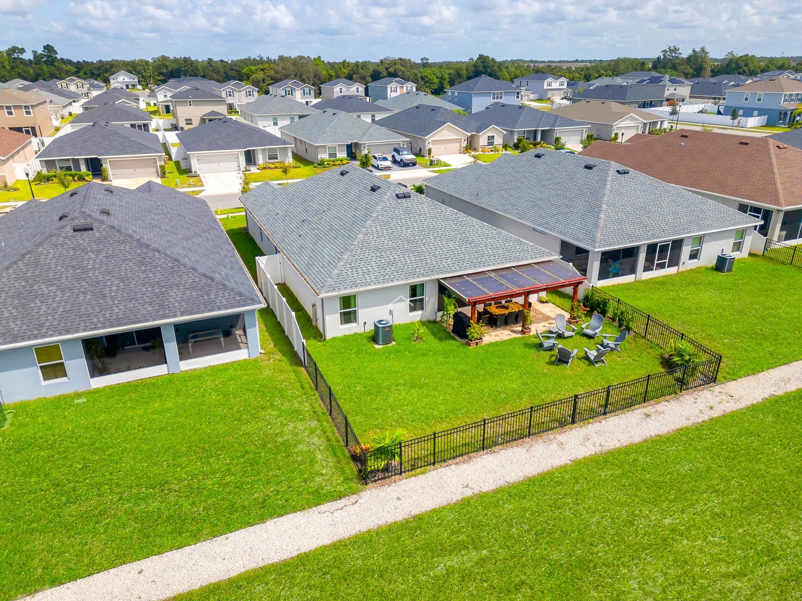 Casa en Venta en Saint Cloud, Orlando con Vista al Agua