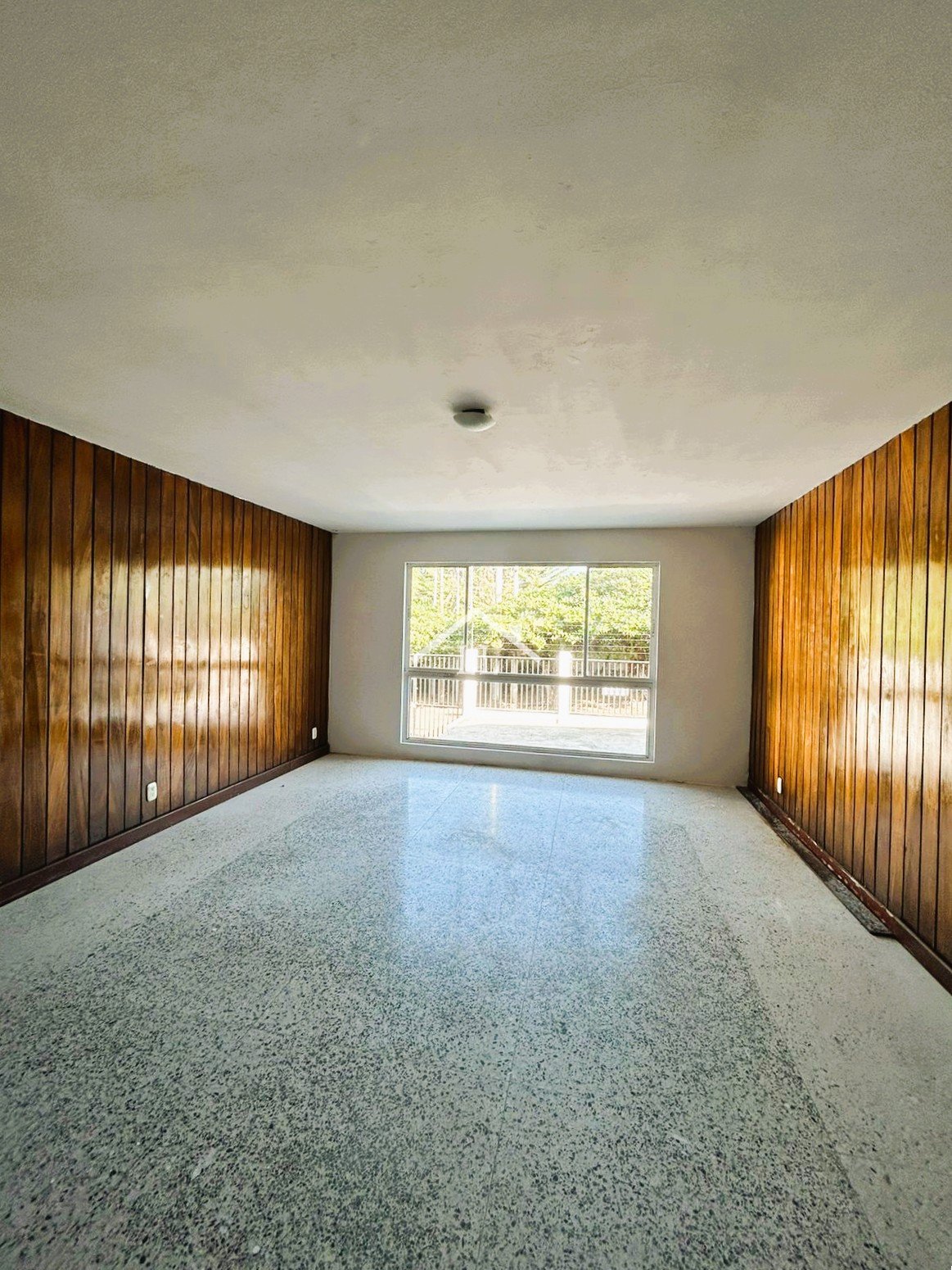 Se Renta Casa en Reparto Robles 2 etapa U$ Renta 2,800.00 , ideal para hostal o consultorios u oficinas