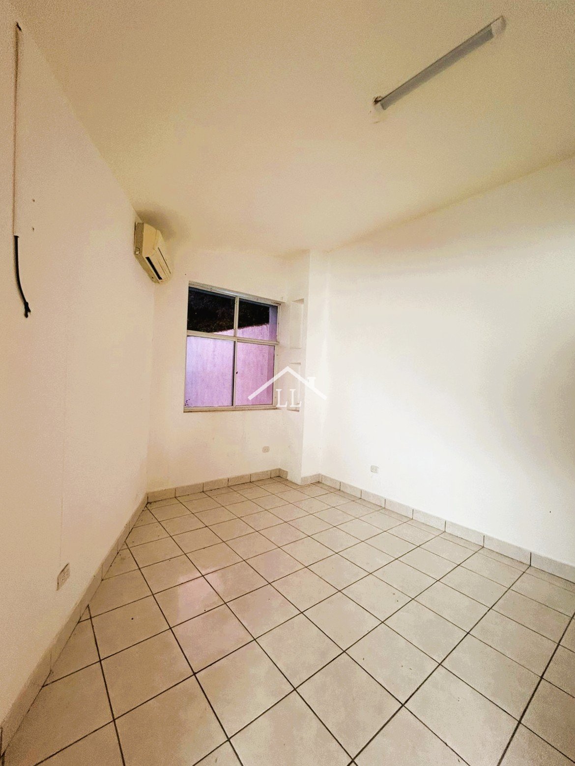 Se Renta Casa en Reparto Robles 2 etapa U$ Renta 2,800.00 , ideal para hostal o consultorios u oficinas