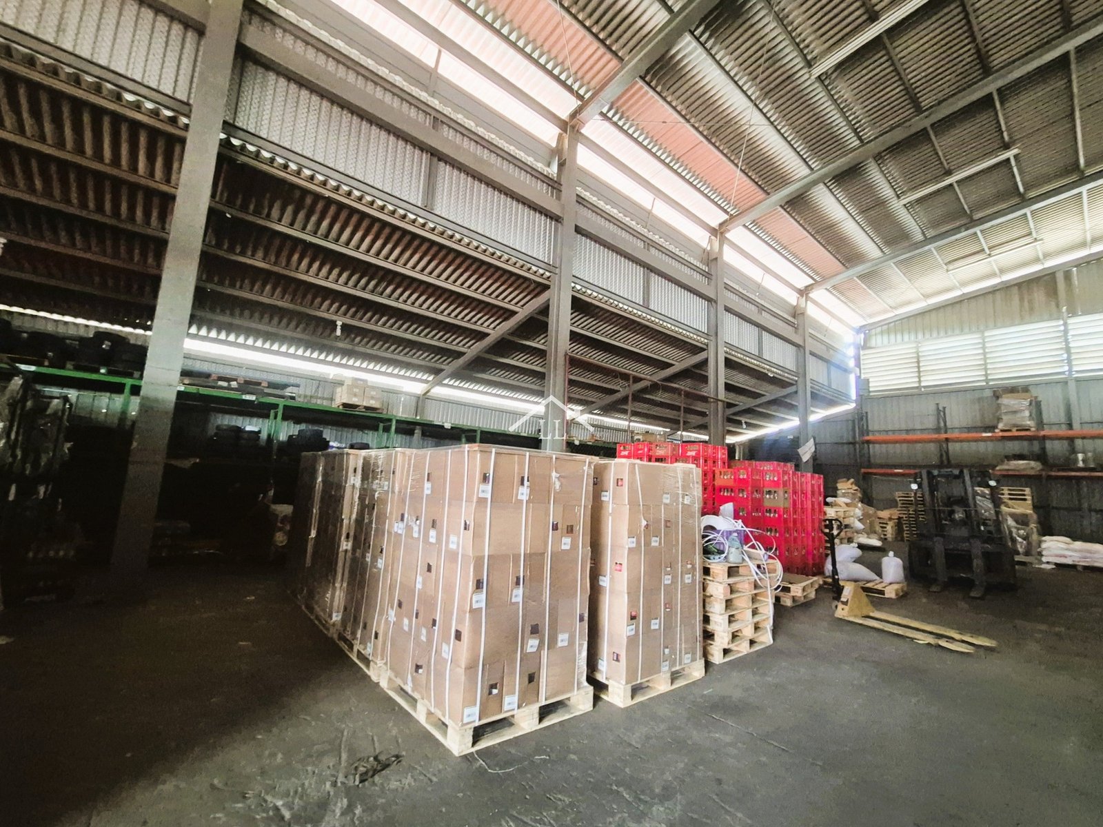 Se Renta Bodega de 4,126.23 m² en Sector Paso Desnivel Portezuelo U$22,700.00