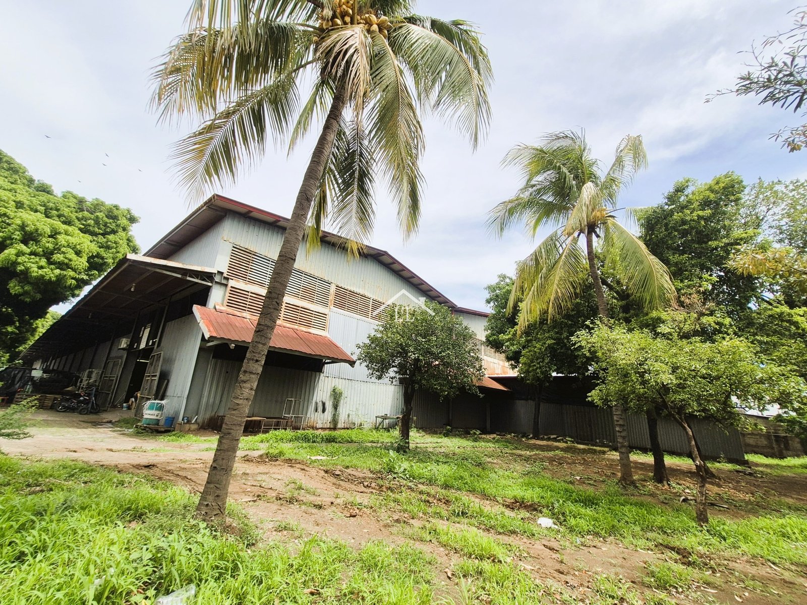 Se Renta Bodega de 4,126.23 m² en Sector Paso Desnivel Portezuelo U$22,700.00
