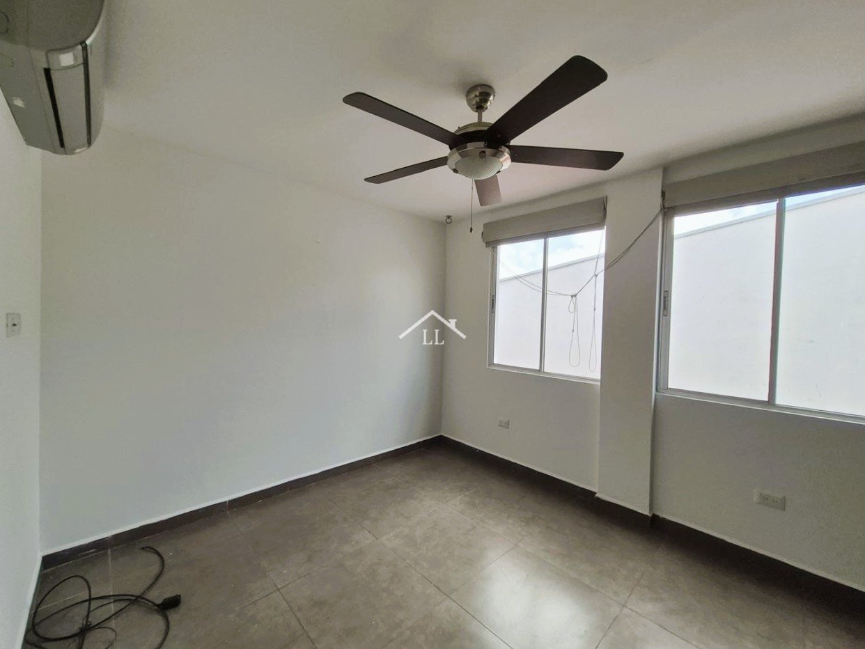 Casa en renta en condominio Estancia de Santo Domingo,
