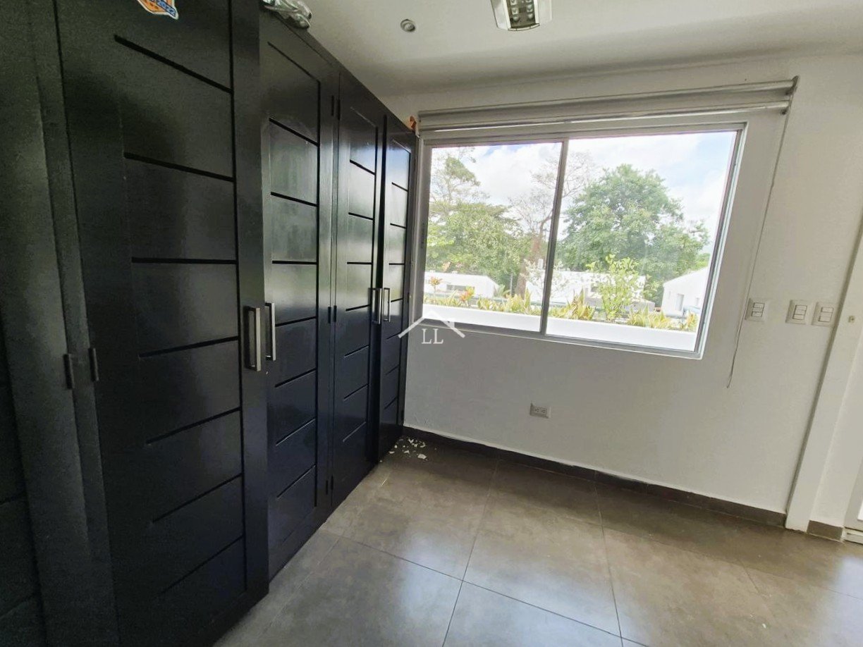 Casa en renta en condominio Estancia de Santo Domingo,