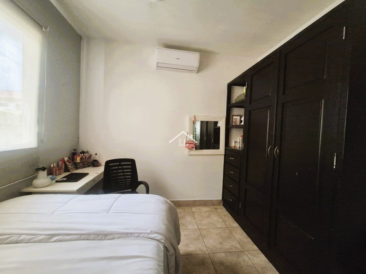 Se Vende Casa en Condominio Céntrico en Santo Domingo