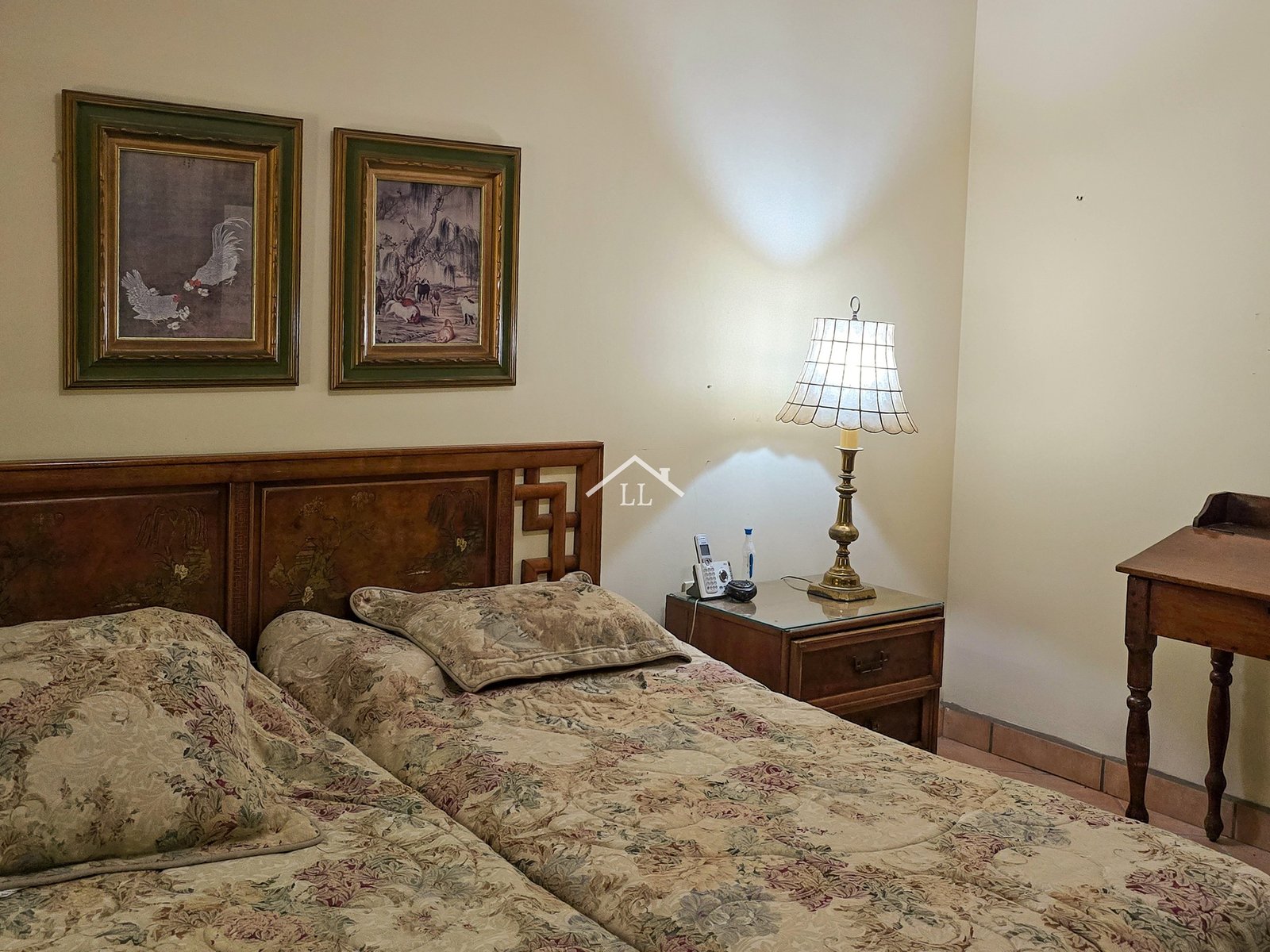 Se Vende Hermosa Casa en Carretera Sur con Amplio Apartamento Integrado