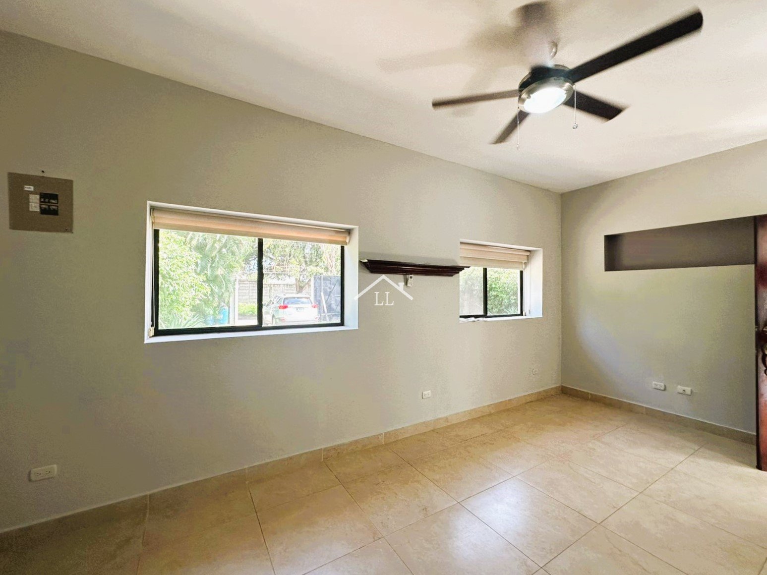 Se vende casa de dos pisos en Santo Domingo