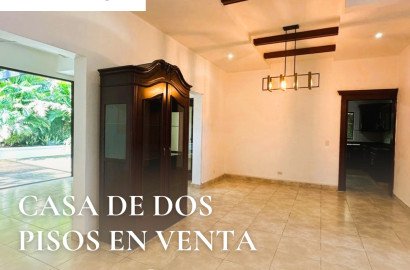Se vende casa de dos pisos en Santo Domingo