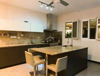 Se Vende Hermosa Casa en Balcones de Santo Domingo