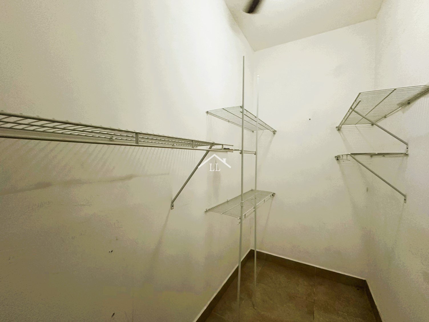 Se vende casa de dos pisos en Santo Domingo