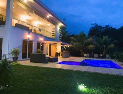 Se Vende Hermosa Casa en Balcones de Santo Domingo