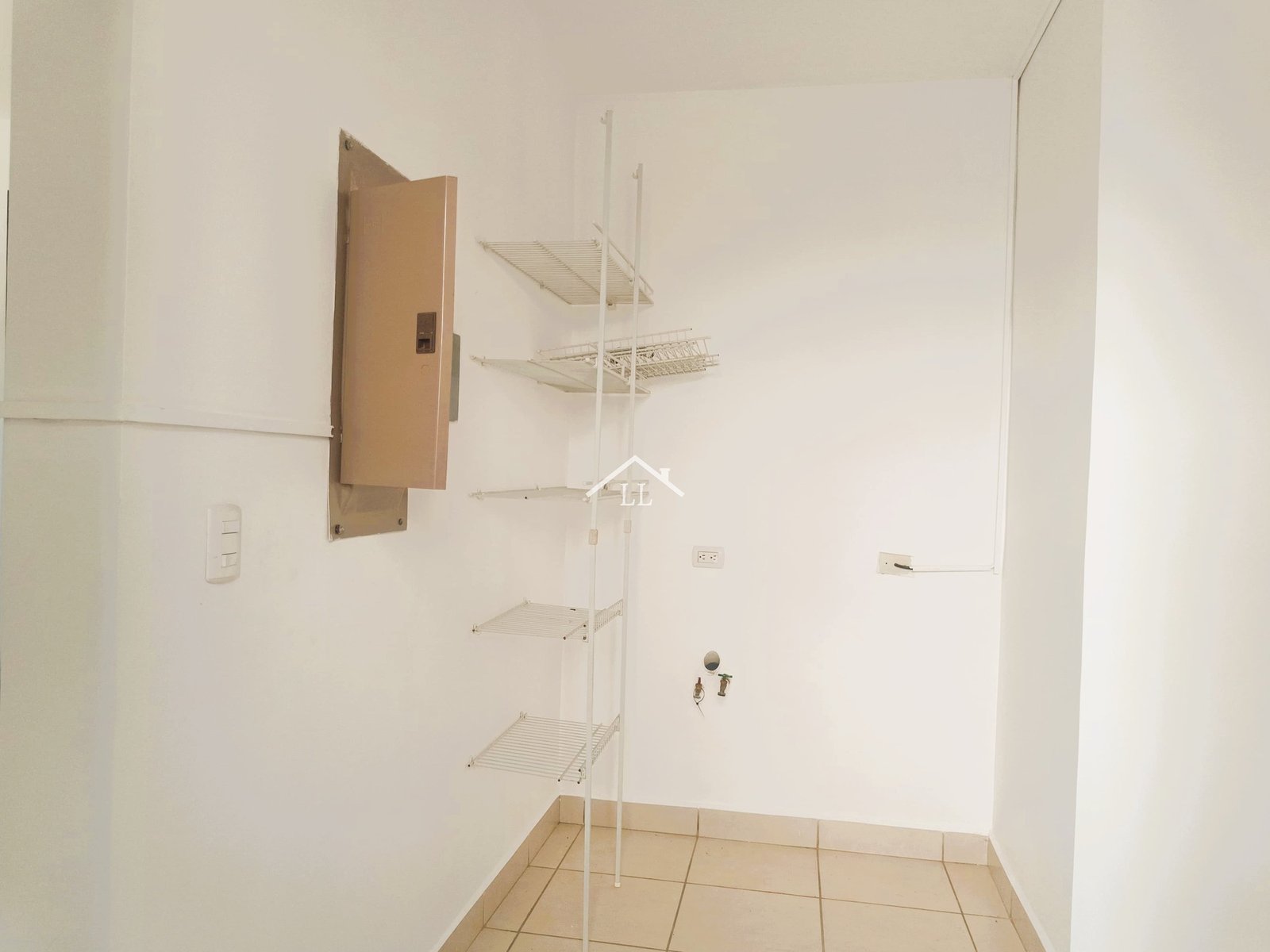 Casa en Venta en Condominio en Las Colinas