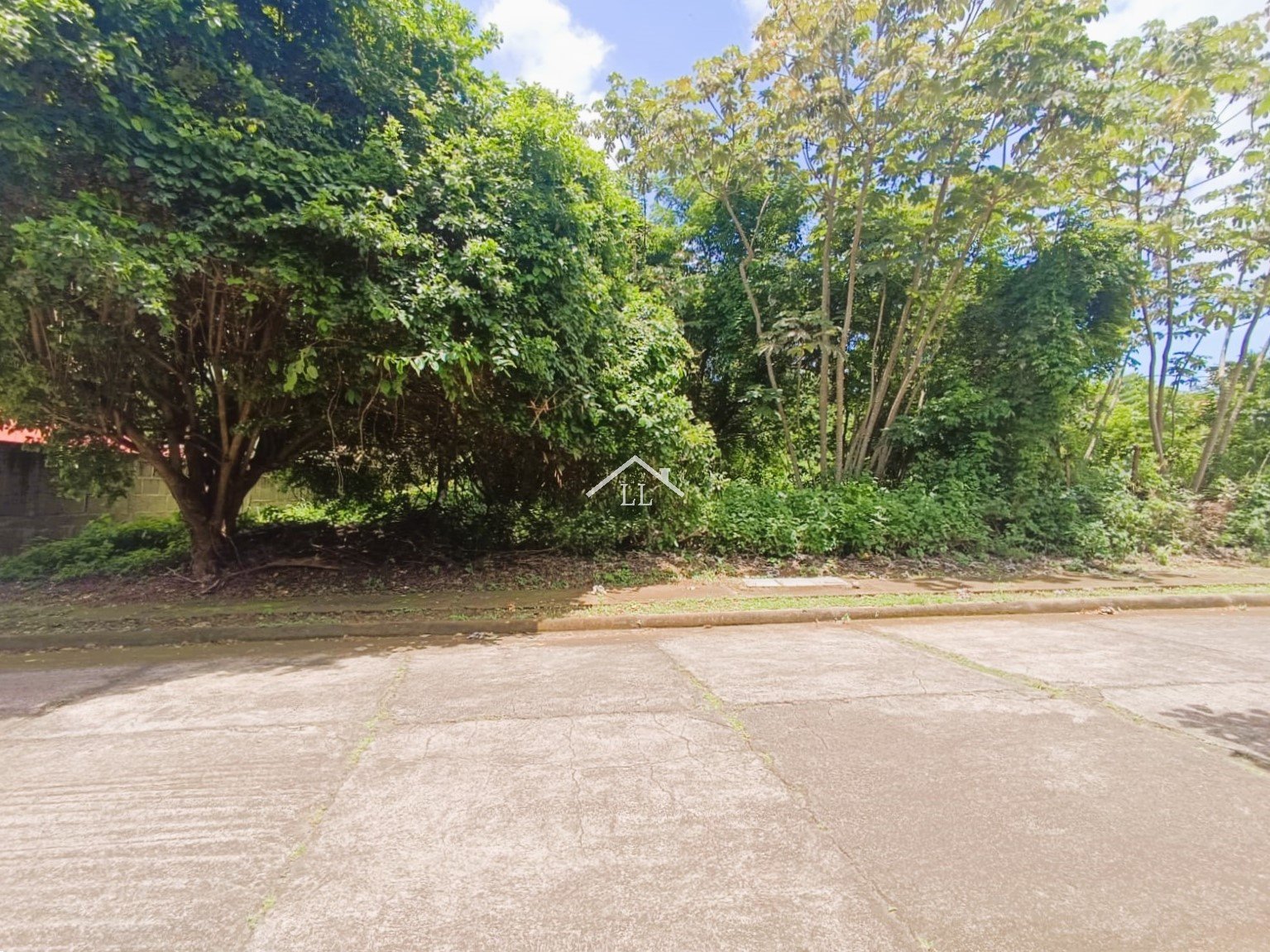 Se Vende Terreno en Balcones de Santo Domingo