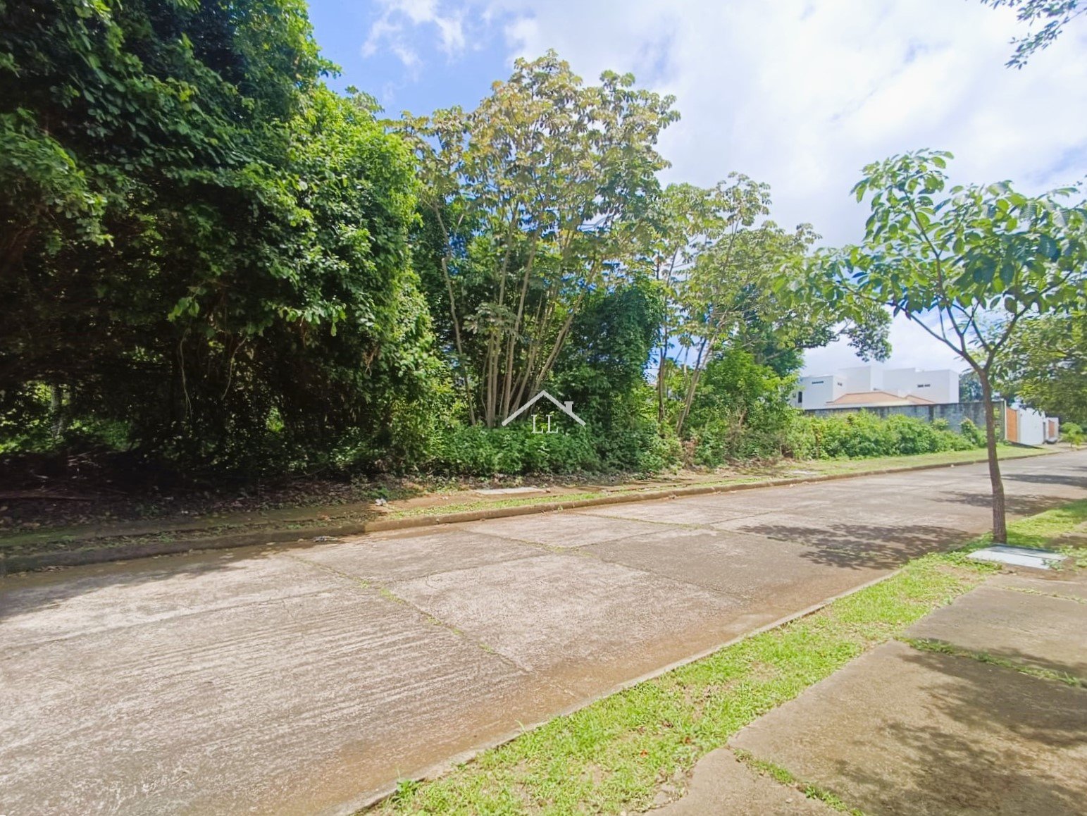 Se Vende Terreno en Balcones de Santo Domingo
