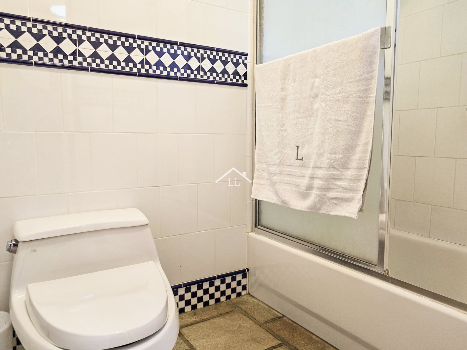 Se renta espectacular residencia en Mirador de Santo Domingo – Exclusividad, comodidad y elegancia en un solo lugar.