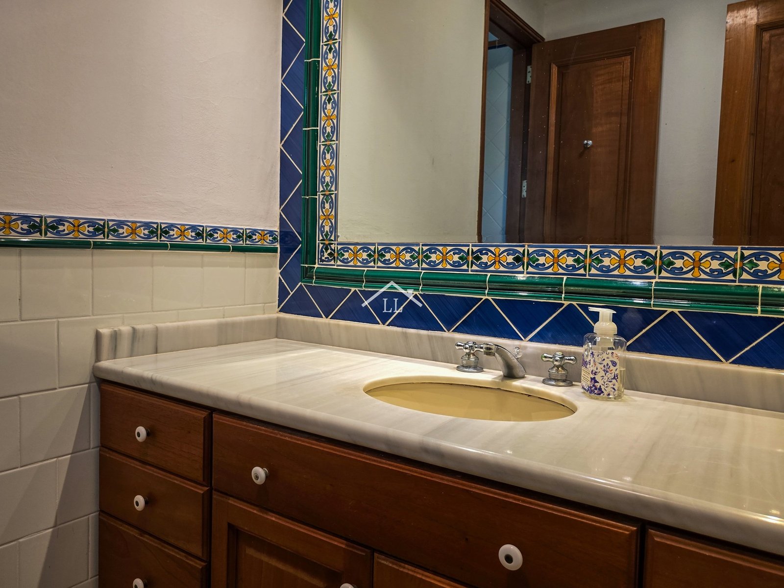 Se renta espectacular residencia en Mirador de Santo Domingo – Exclusividad, comodidad y elegancia en un solo lugar.