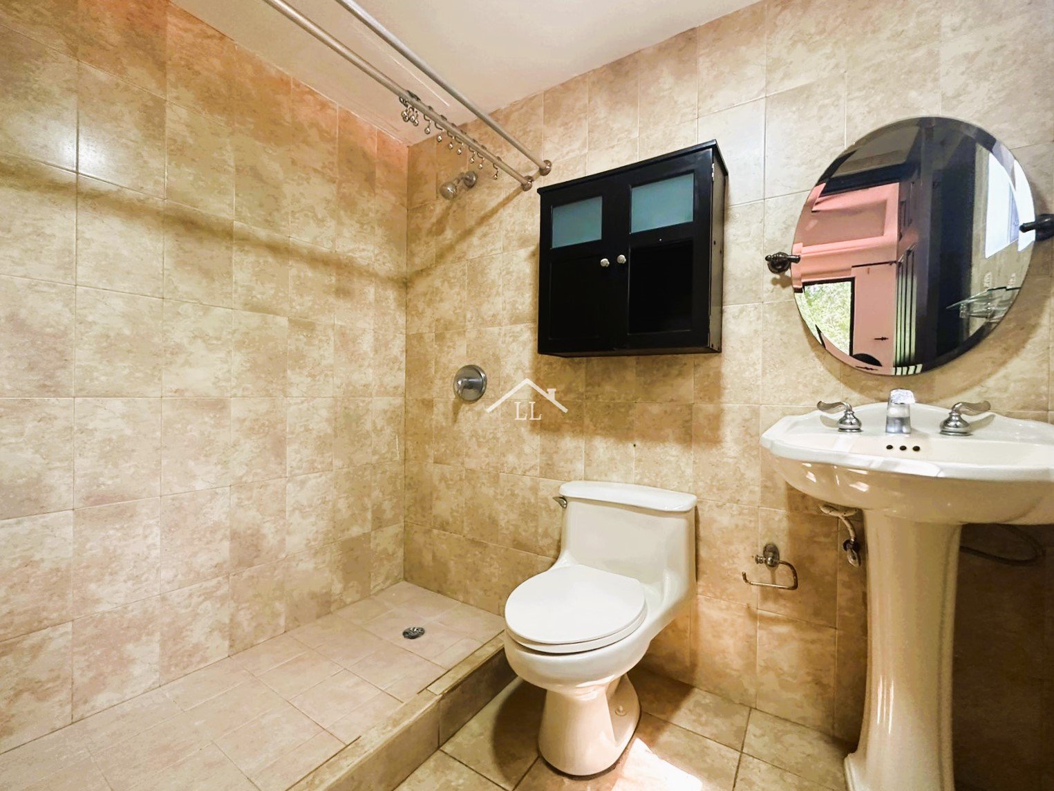 Casa en Renta en La Estancia de Santo Domingo – 4 Habitaciones