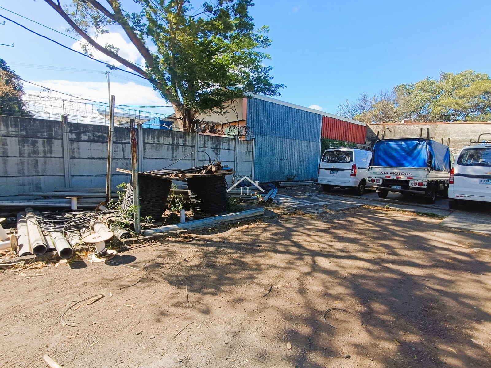 Se Renta Terreno de 469.07 v² en Bolonia