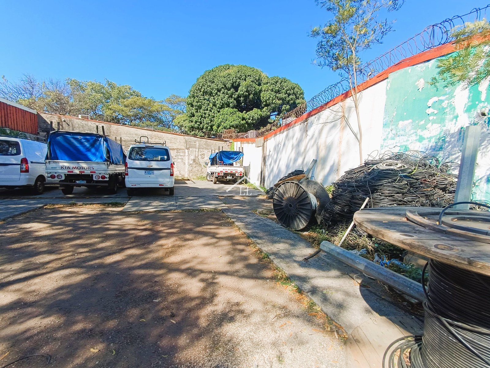 Se Renta Terreno de 469.07 v² en Bolonia