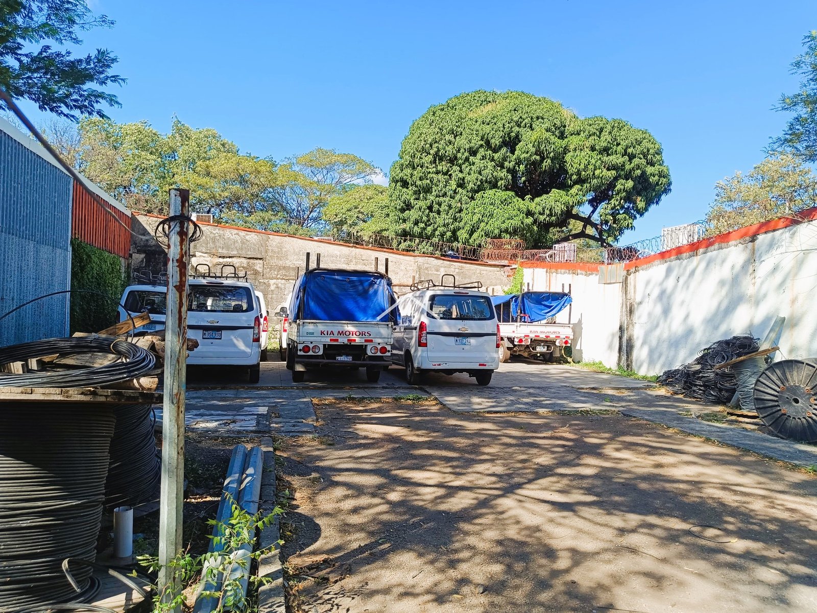 Se Renta Terreno de 469.07 v² en Bolonia